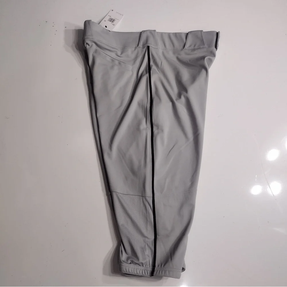 Nike Gray Athletic Bottoms size XXL brand new w tags